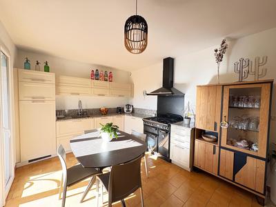 Maison - 148 m² - 5 pièces