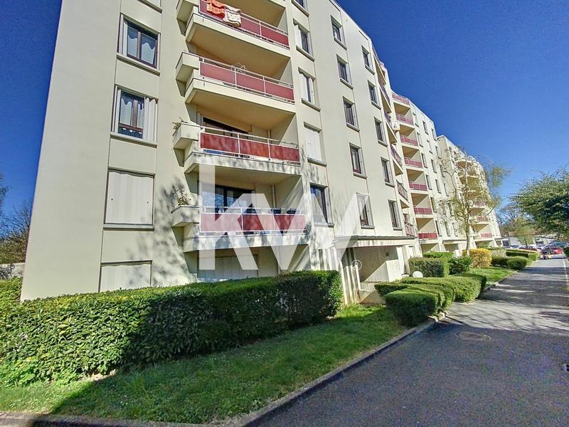 Bureau - 93 m² - 5 pièces