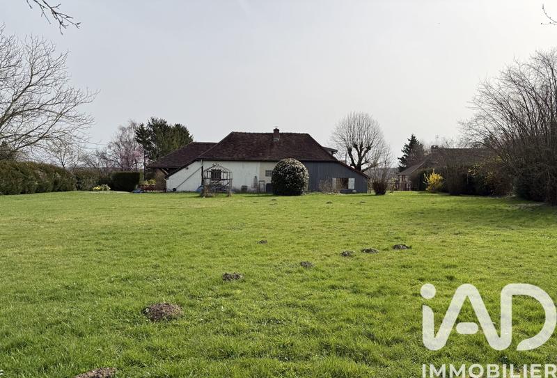 Maison - 208 m² - 10 pièces