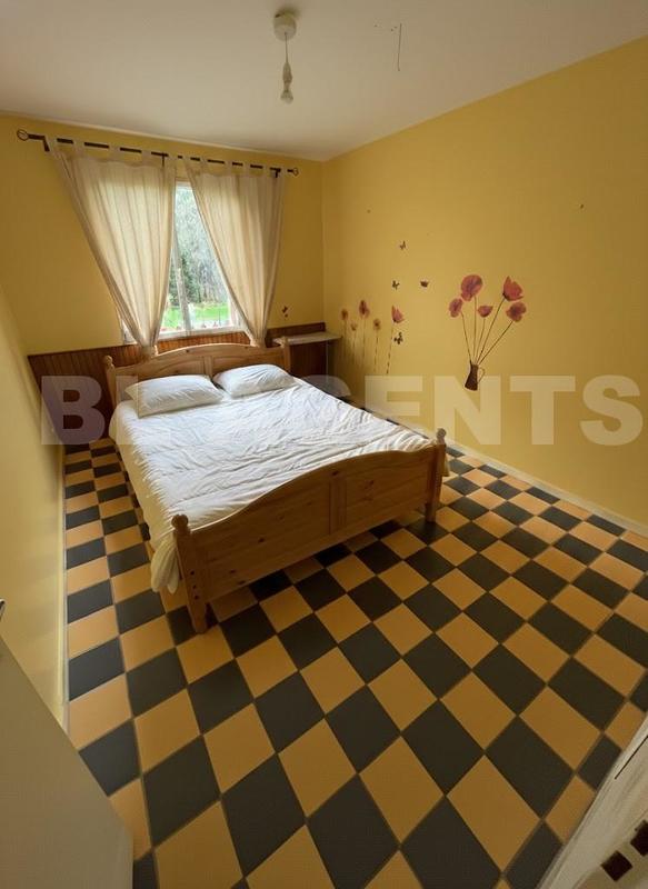 Maison - 172 m² - 9 pièces