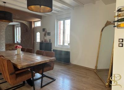 Maison - 158 m² - 7 pièces