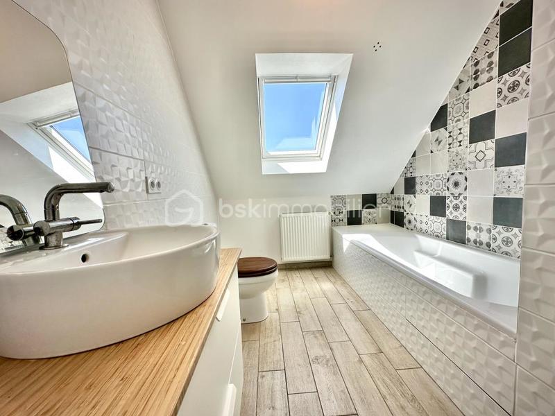 Maison - 106 m² - 6 pièces