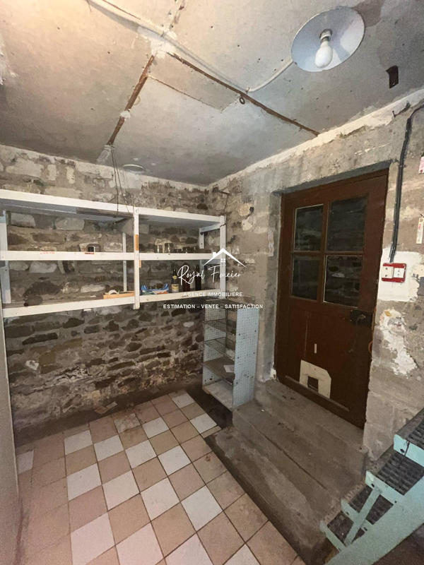 Maison ancienne - 137 m² - 9 pièces