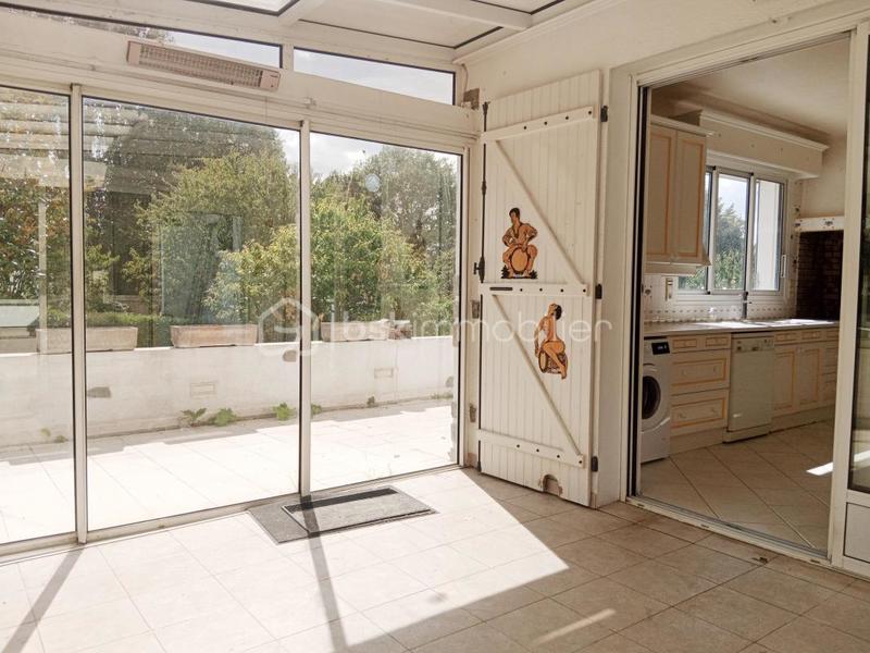 Maison traditionnelle - 177 m² - 8 pièces