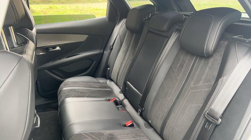 Peugeot 3008 II 1.5 BlueHDi 130 Eat8 Gt Pack - Automatique