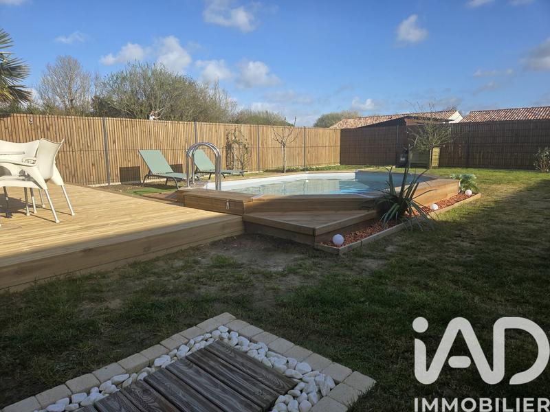 Maison - 95 m² - 4 pièces