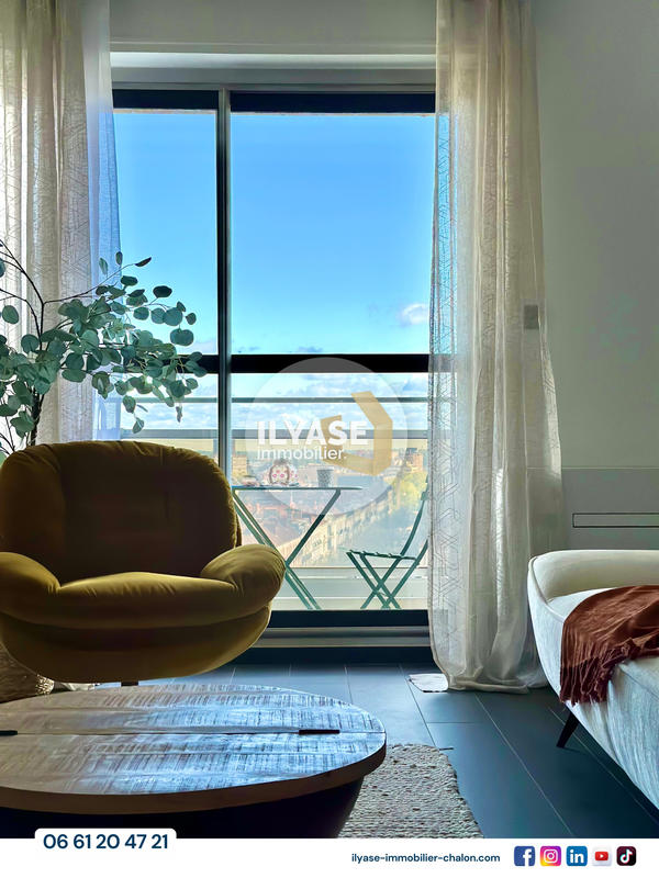 Appartement - 95 m² - 4 pièces