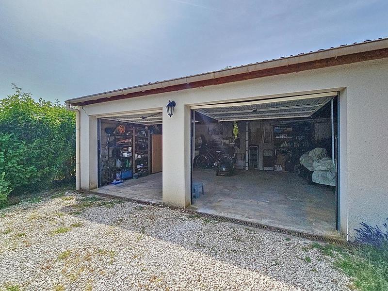 Maison - 200 m² - 7 pièces