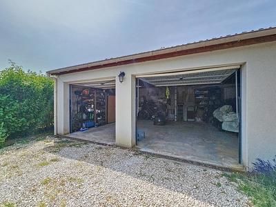 Maison - 200 m² - 7 pièces