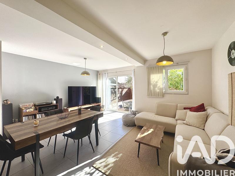 Maison - 87 m² - 4 pièces