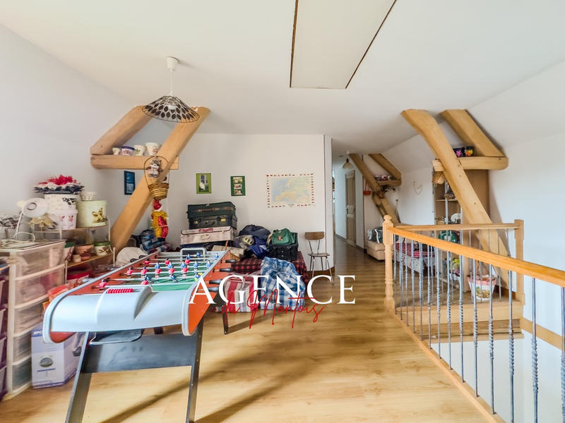 Maison - 191 m² - 6 pièces