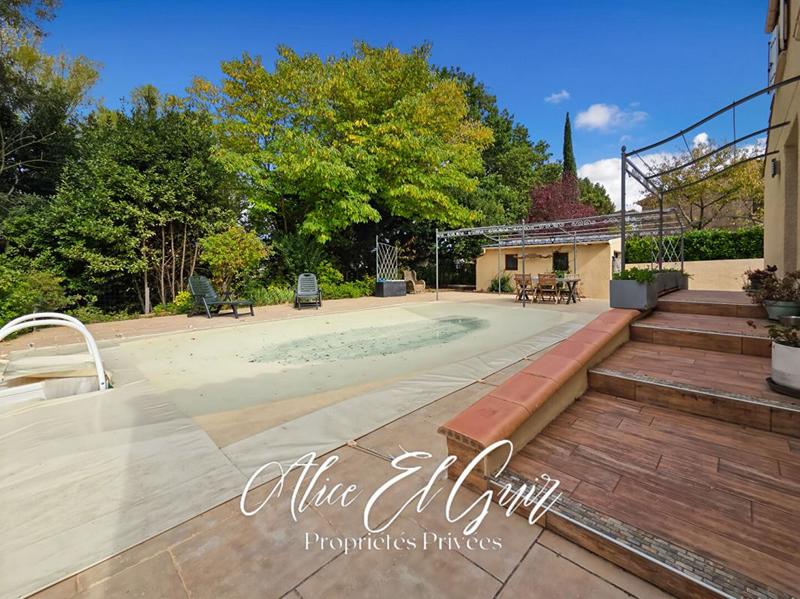 Maison - 118 m² - 6 pièces