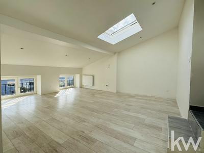 Appartement - 101 m² - 4 pièces