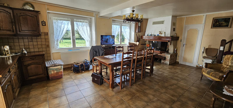 Maison - 79 m² - 6 pièces