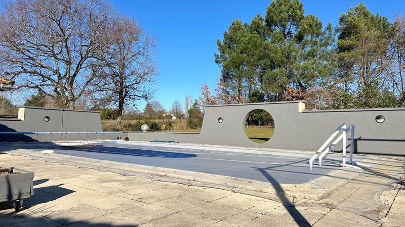 Maison - 205 m² - 6 pièces