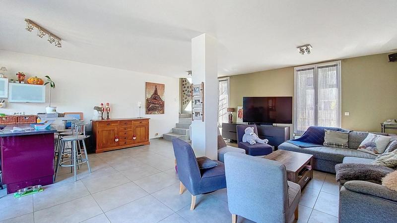 Maison - 145 m² - 7 pièces