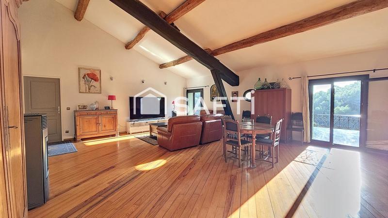 Villa - 335 m² - 9 pièces