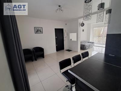 Appartement - 72 m² - 4 pièces