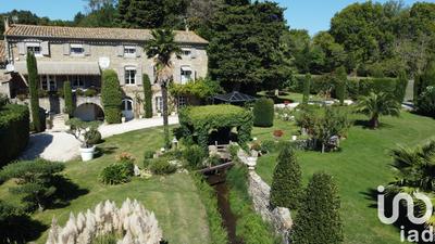 Maison - 350 m² - 12 pièces