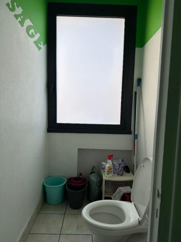 Maison - 195 m² - 12 pièces