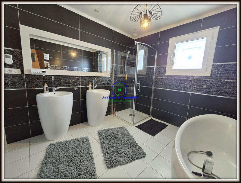 Villa - 191 m² - 7 pièces