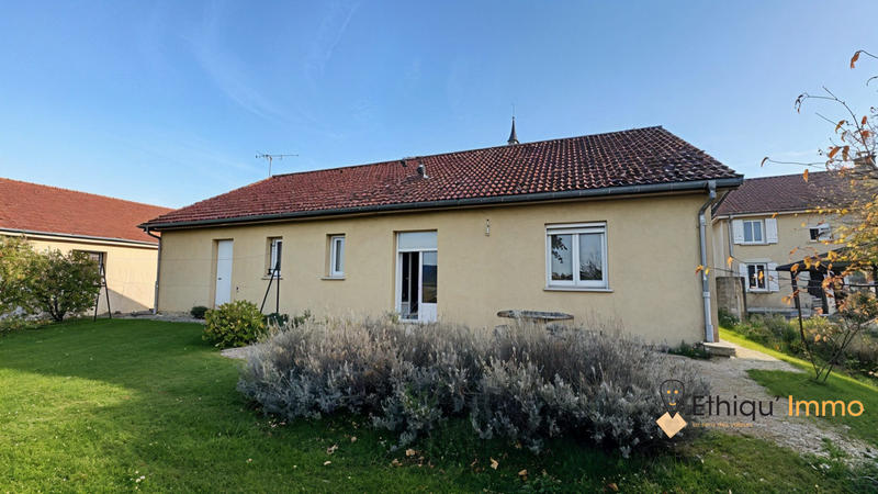 Maison - 90 m² - 4 pièces