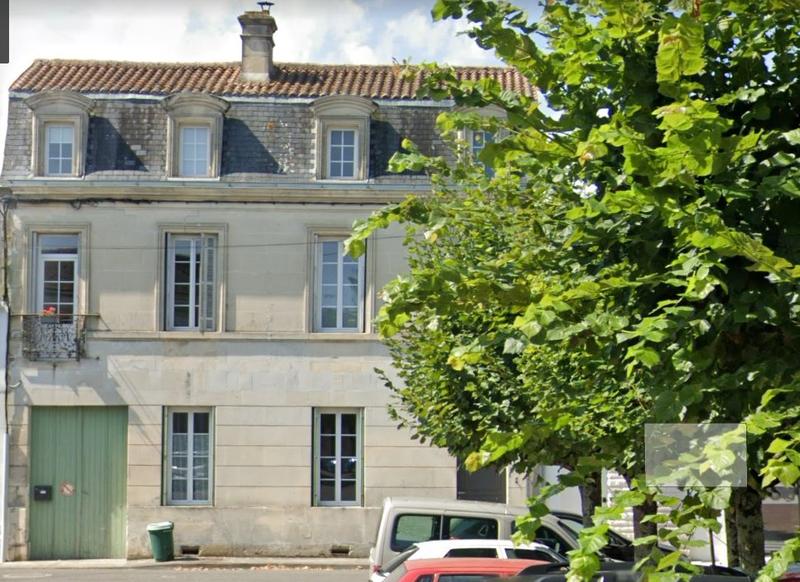 Maison de ville - 180 m² - 7 pièces