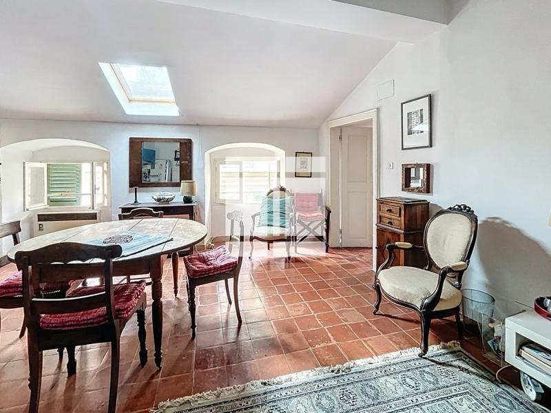 Appartement - 82 m² - 2 pièces