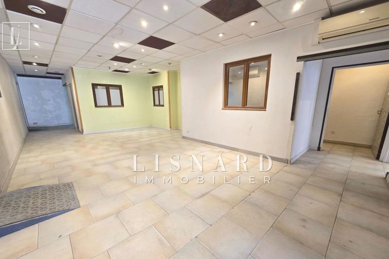 Local commercial - 168 m²