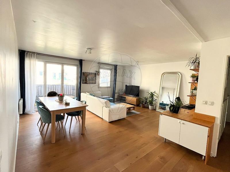 Appartement - 82 m² - 4 pièces