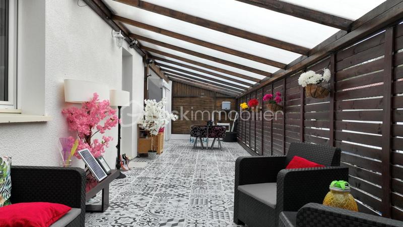 Maison - 105 m² - 5 pièces