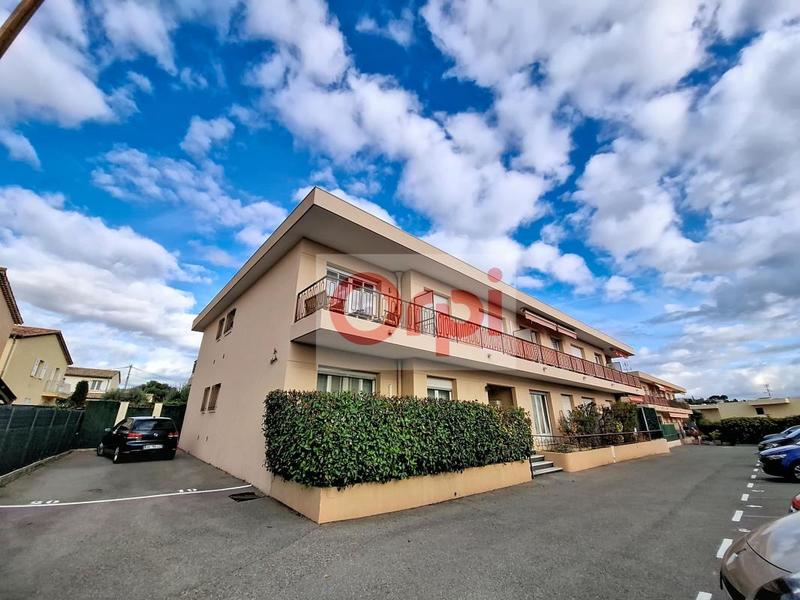 Studio - 31 m² - 1 pièce