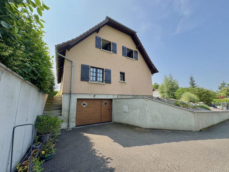 Maison - 136 m² - 6 pièces