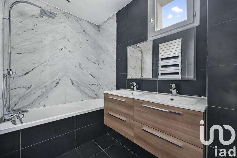 Appartement - 76 m² - 4 pièces