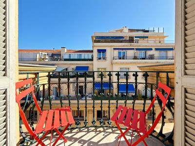 Appartement - 81 m² - 3 pièces