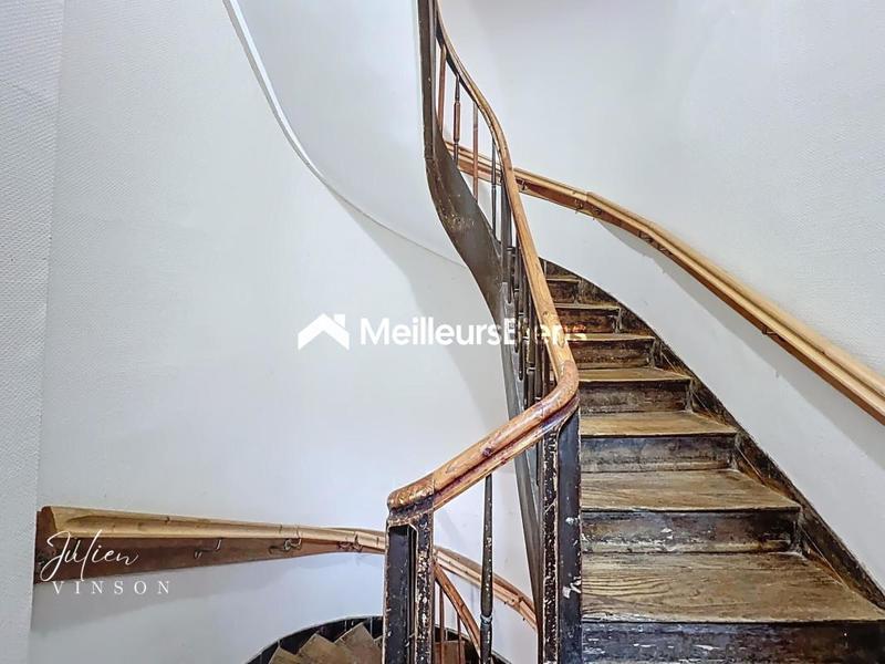 Appartement ancien - 90 m² - 4 pièces