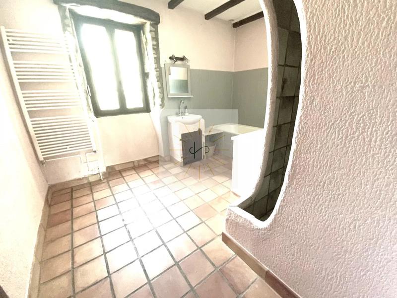 Maison - 157 m² - 6 pièces