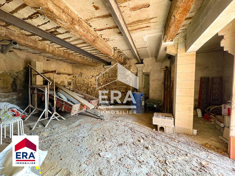 Maison - 265 m² - 8 pièces