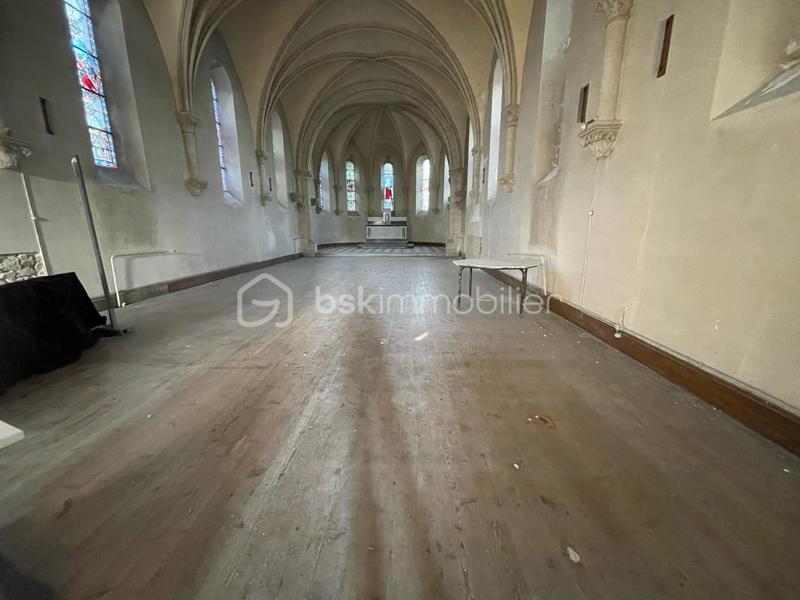 Immeuble - 2 595 m² - 24 pièces