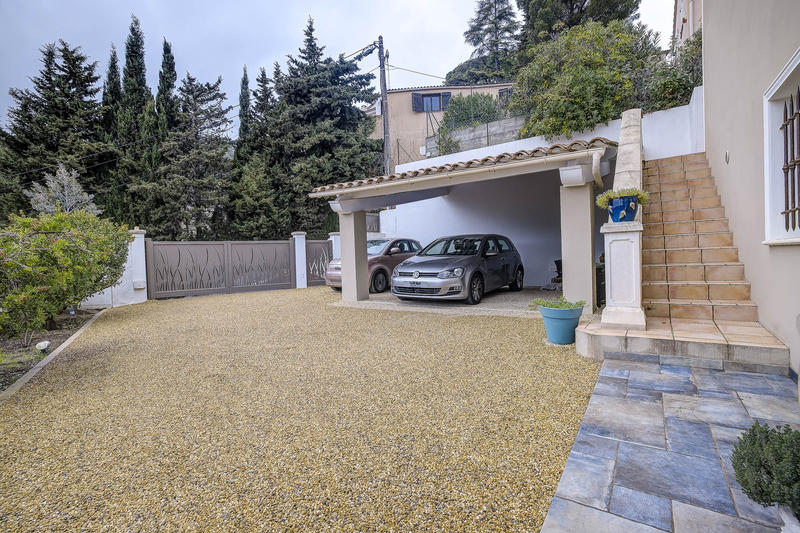 Villa - 170 m² - 5 pièces