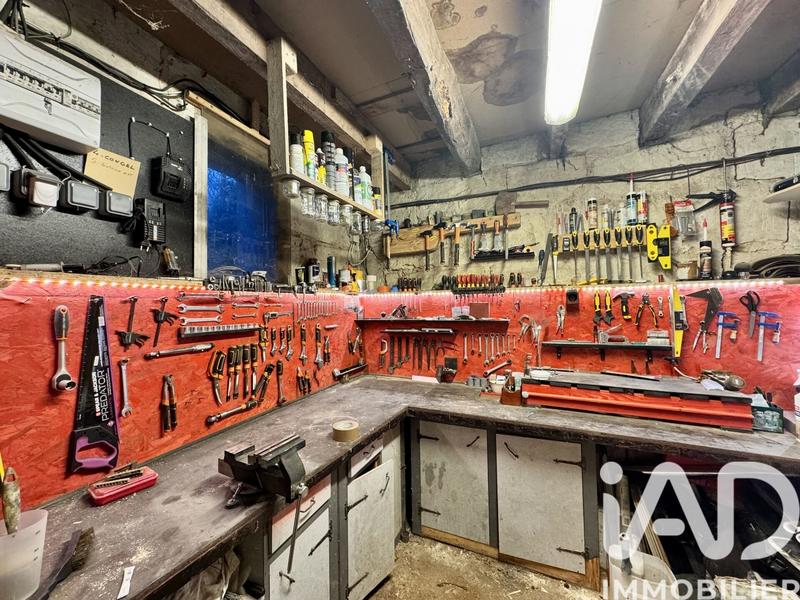 Maison - 198 m² - 7 pièces