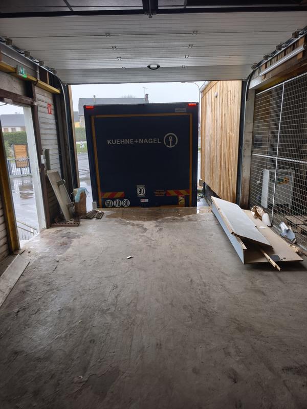 Local d'activités - 8 000 m²