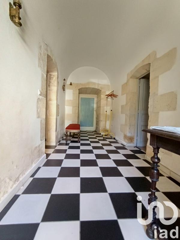 Maison - 400 m² - 5 pièces