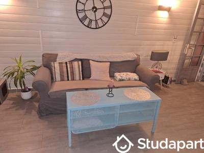 Chambre - 12 m² - 1 pièce