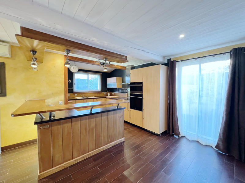 Maison - 88 m² - 3 pièces