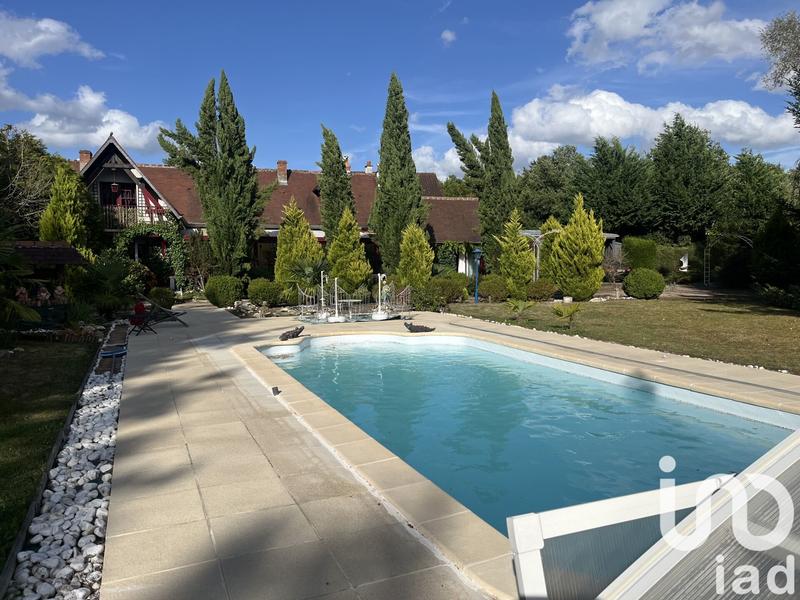 Maison - 180 m² - 8 pièces