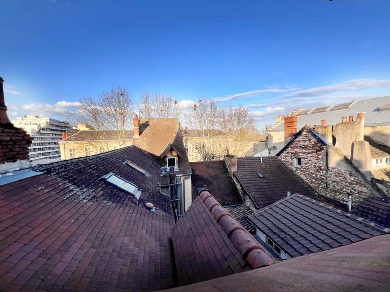 Appartement - 60 m² - 4 pièces