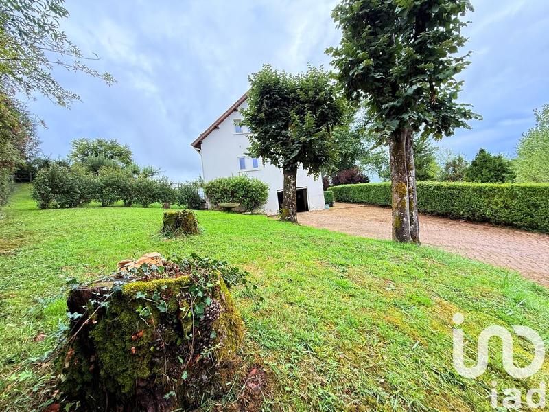 Maison - 141 m² - 8 pièces