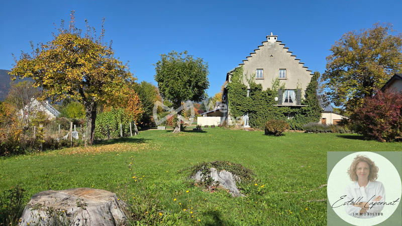 Maison ancienne - 322 m² - 12 pièces