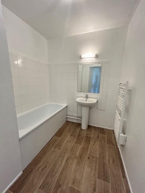 Appartement ancien - 67 m² - 3 pièces